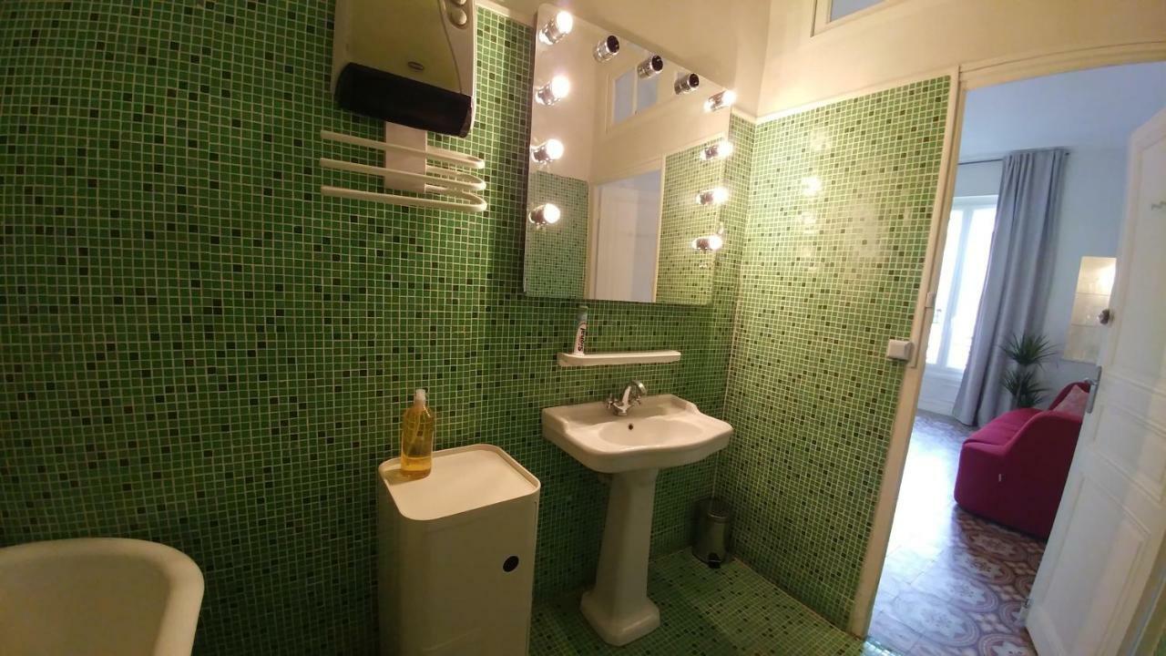 Vintage Vieux-Port Apartment Марсель Екстер'єр фото